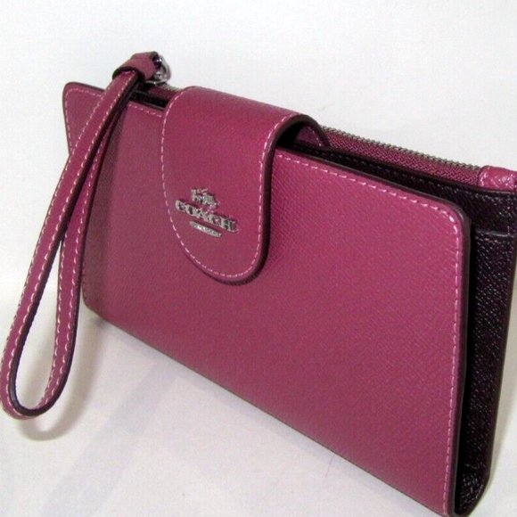 Coach C2869 Light Raspberry Large Phone Tech Leather Wallet With Wrist Strap NWT - Picture 4 of 4